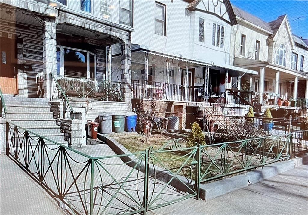 7816 14th Avenue Bensonhurst Brooklyn NY 11228