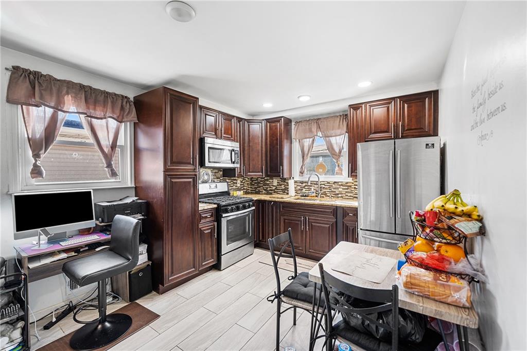 183 Arlington Place Mariner's Harbor Staten Island NY 10303