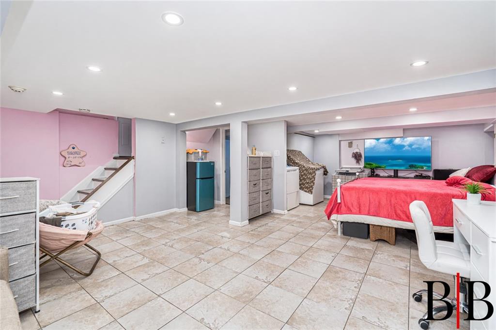 69 Crystal Avenue Westerleigh Staten Island NY 10302