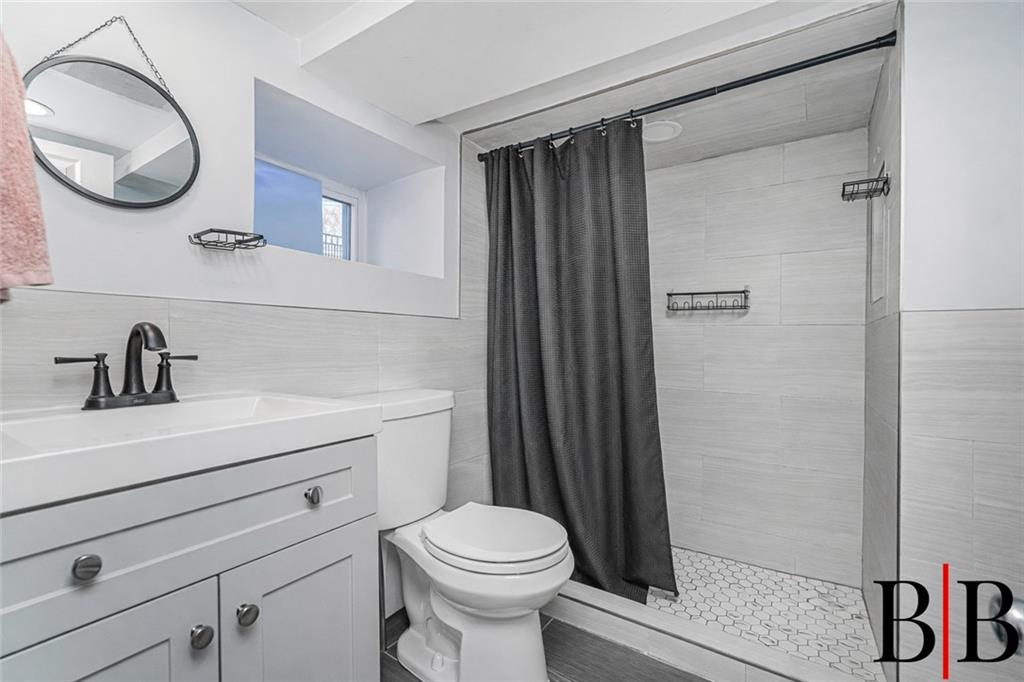 69 Crystal Avenue Westerleigh Staten Island NY 10302