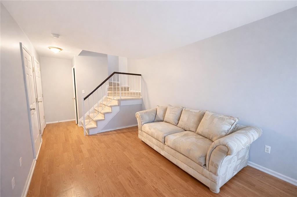 32 Aspen Knolls Way Arden Heights Staten Island NY 10312