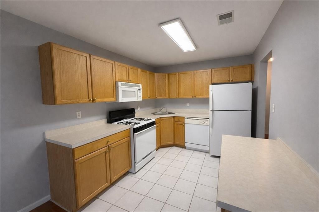 32 Aspen Knolls Way Arden Heights Staten Island NY 10312