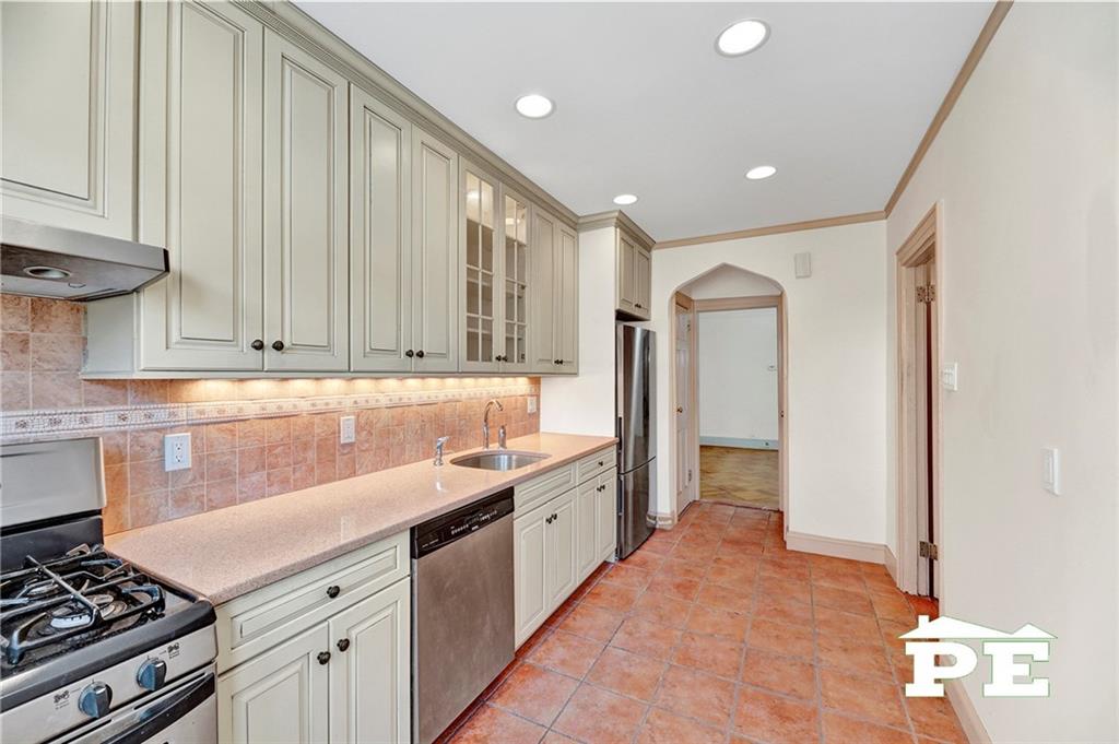 2148 East 35th Street Marine Park Brooklyn NY 11234