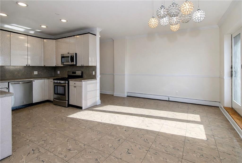 105 Kings Highway Bensonhurst Brooklyn NY 11214