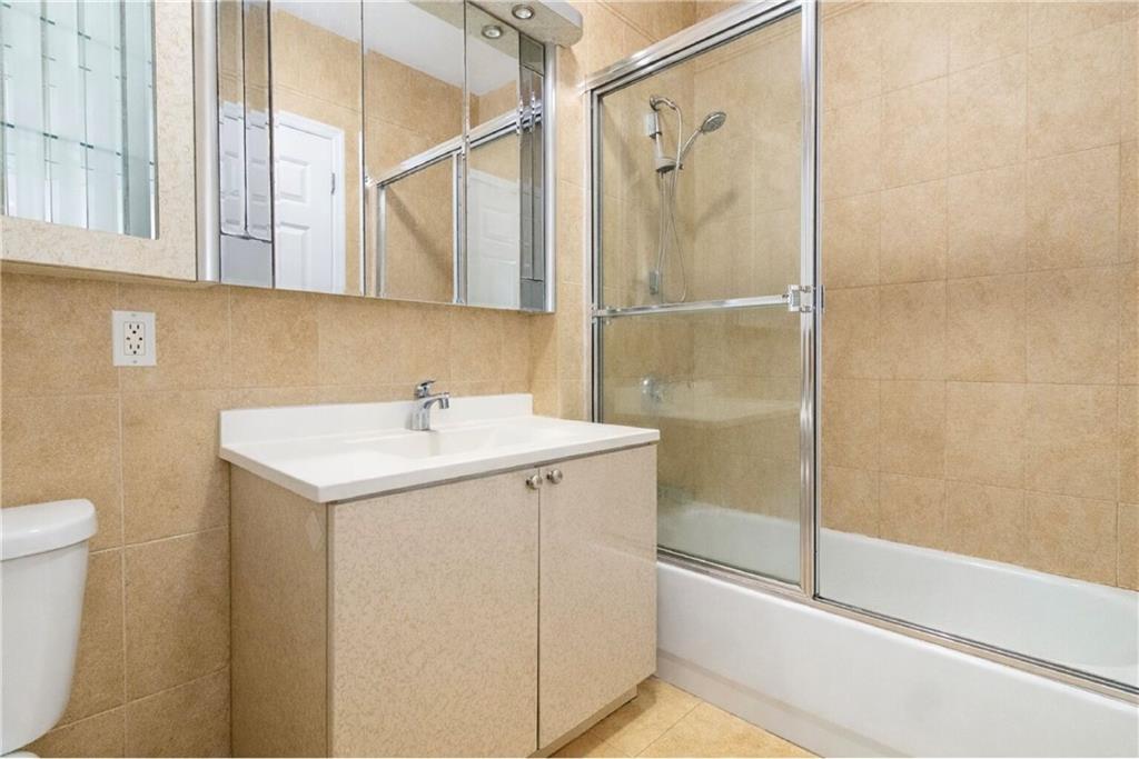 105 Kings Highway Bensonhurst Brooklyn NY 11214