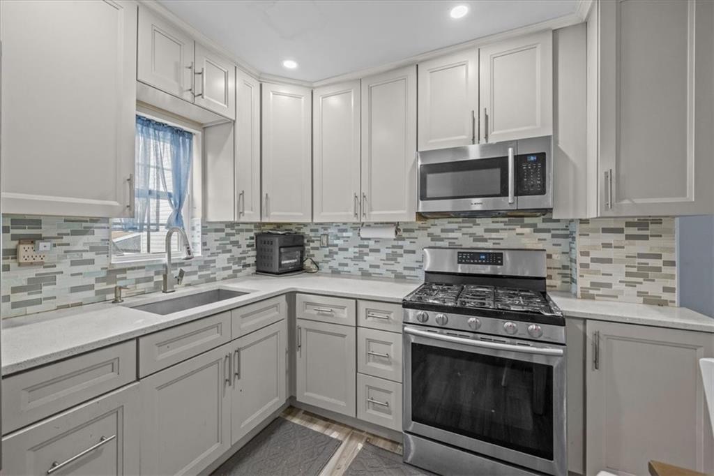 122-18 115th Avenue South Ozone Park Queens NY 11420