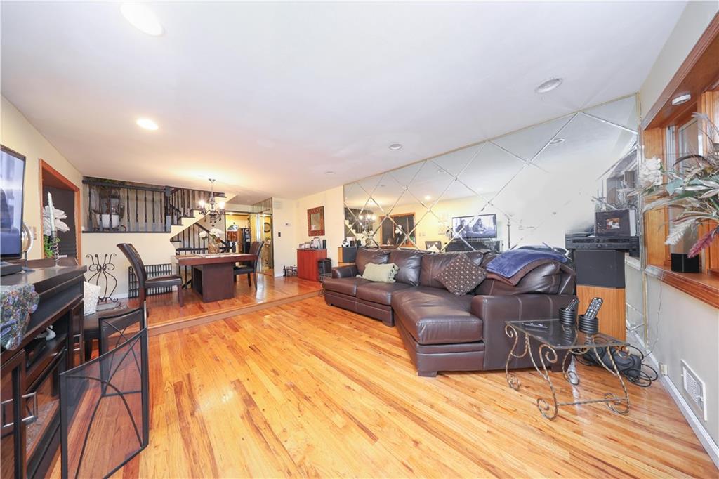 76 South Railroad Avenue Dongan Hills Staten Island NY 10305