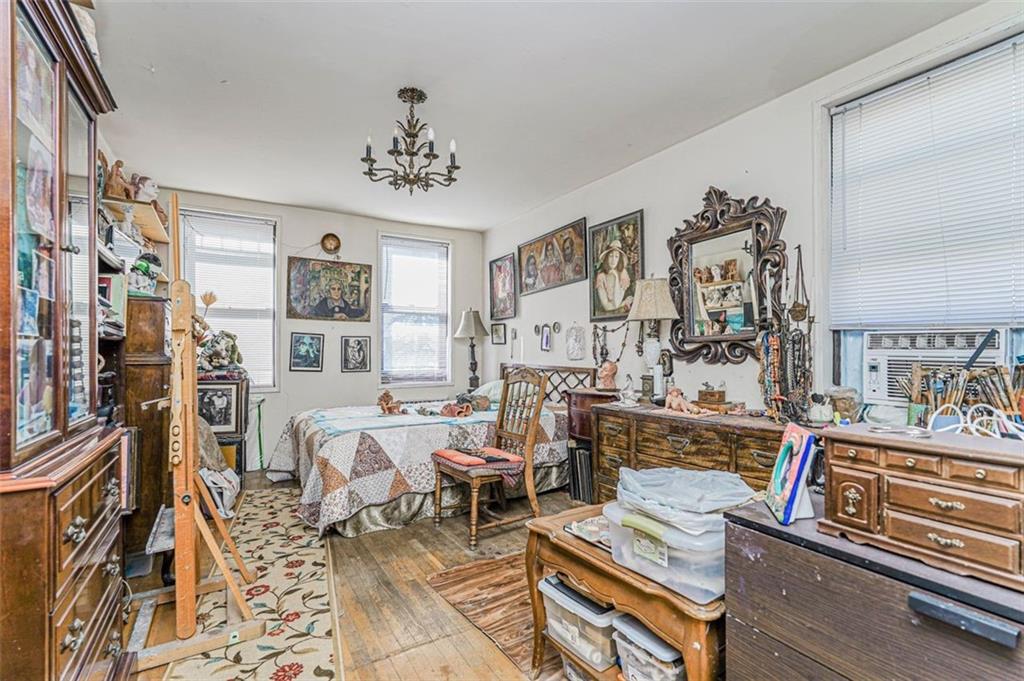 2 West End Avenue Manhattan Beach Brooklyn NY 11235