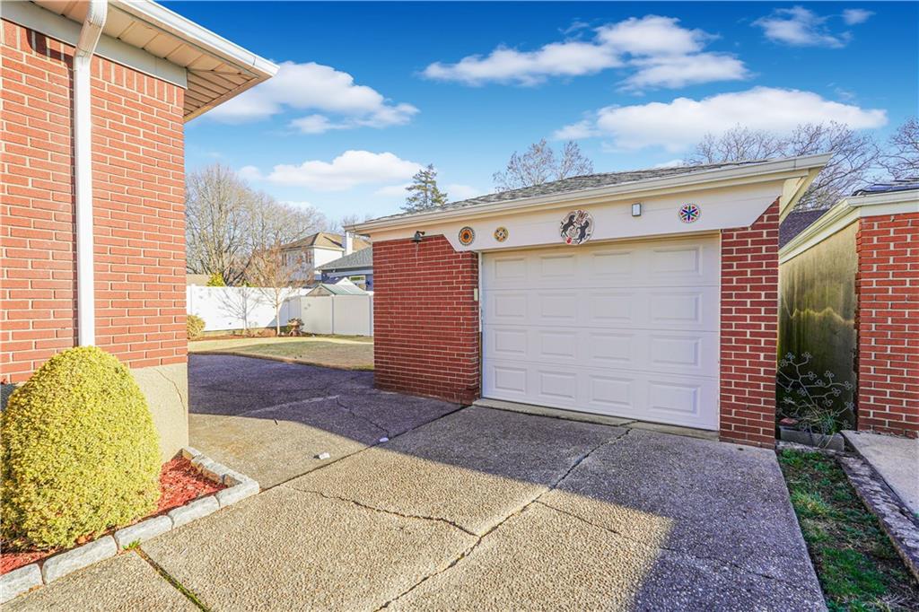 85 Malone Avenue Oakwood Staten Island NY 10306