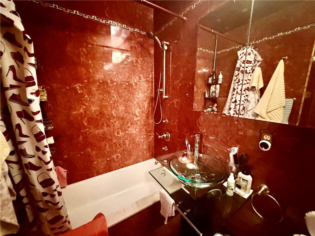 2925 West 5th Street Brighton Beach Brooklyn NY 11224