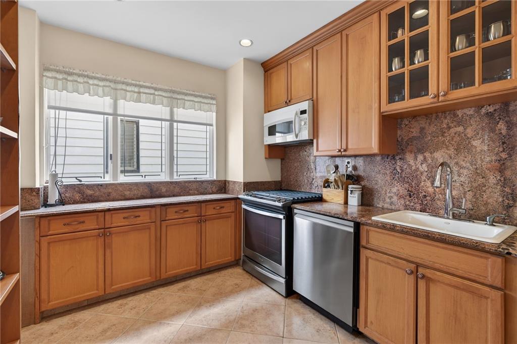 8113 23rd Avenue Bensonhurst Brooklyn NY 11214