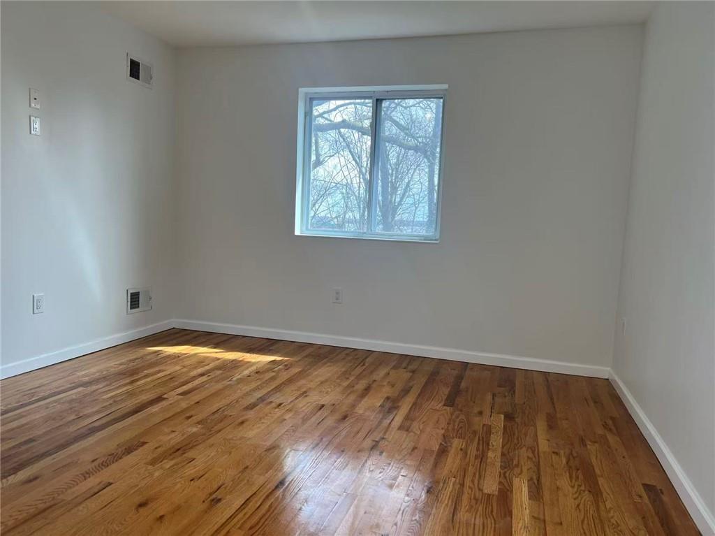 75 Brewster Street Stapleton Staten Island NY 10304