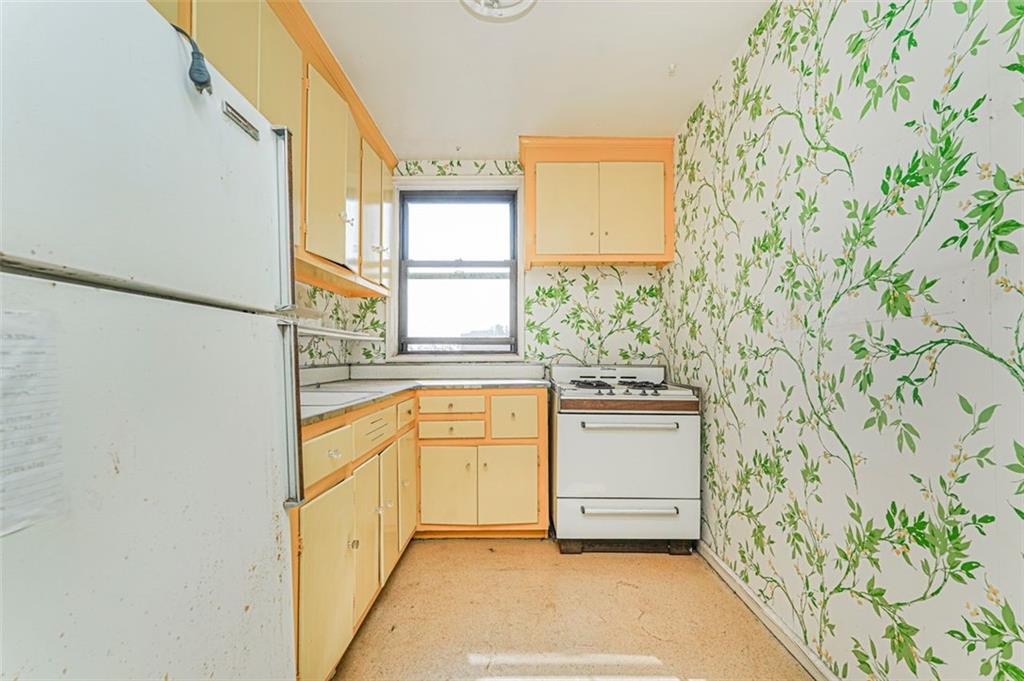 2680 East 19th Street Sheepshead Bay Brooklyn NY 11235