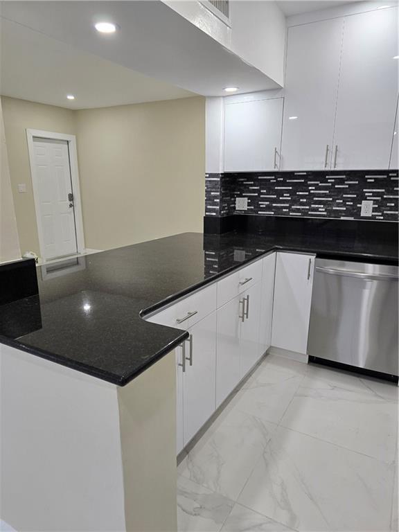 1601 NE 182nd Street Out of NYC Other XX 33162