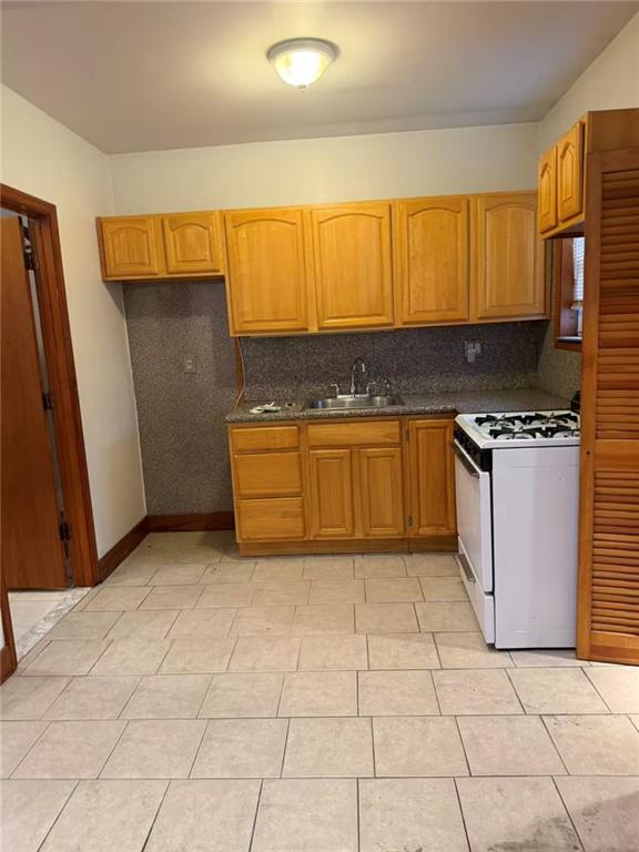 107D Clifton Avenue Rosebank Staten Island NY 10305