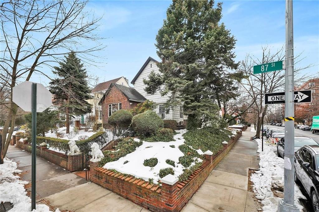 32 87th Street Bay Ridge Brooklyn NY 11209