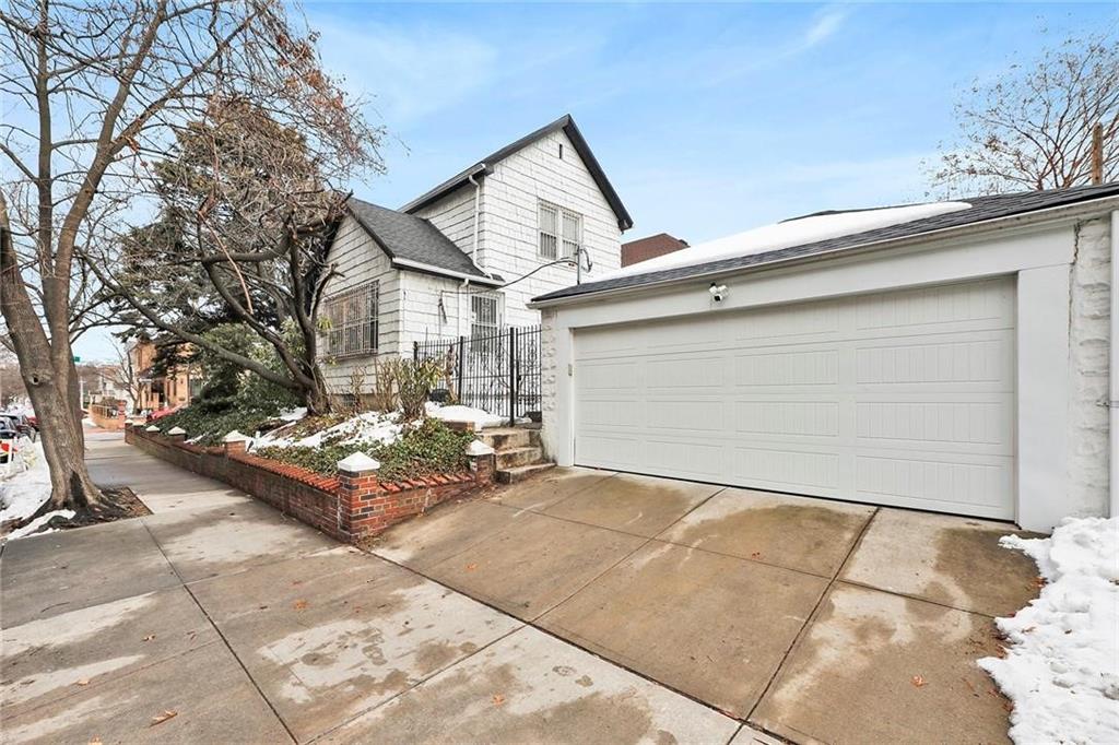 32 87th Street Bay Ridge Brooklyn NY 11209