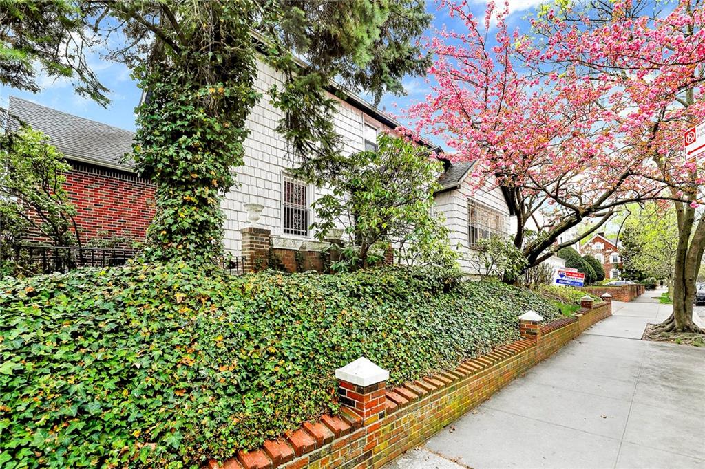32 87th Street Bay Ridge Brooklyn NY 11209