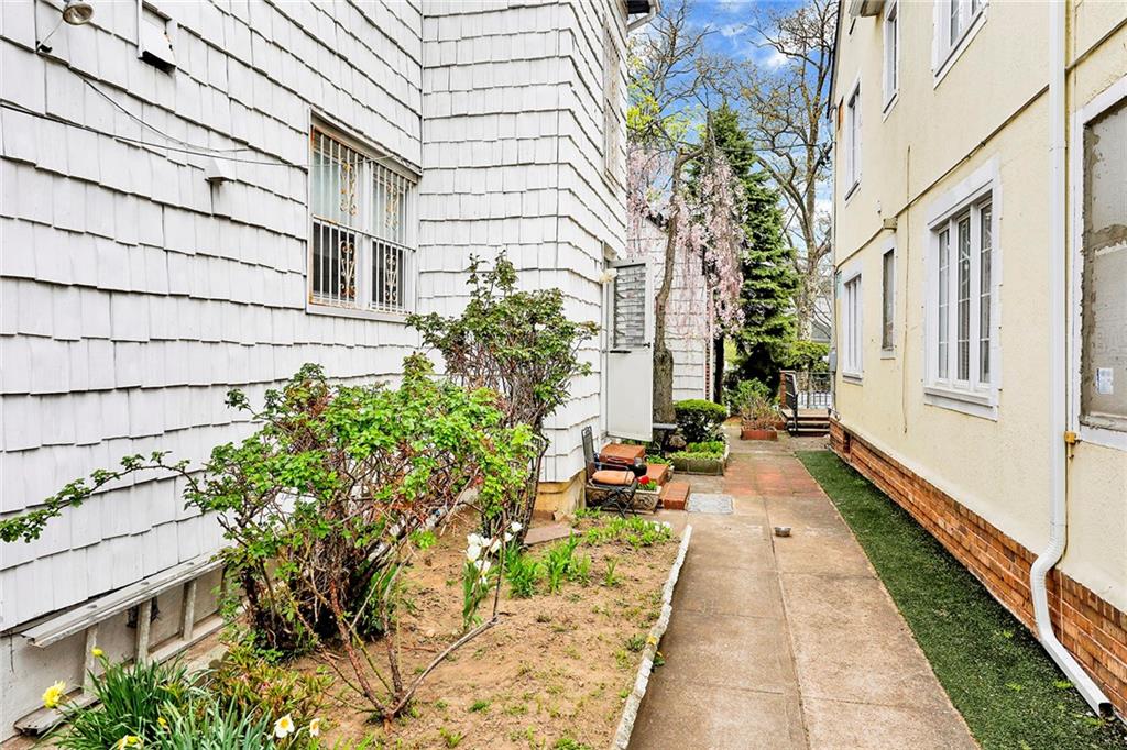 32 87th Street Bay Ridge Brooklyn NY 11209