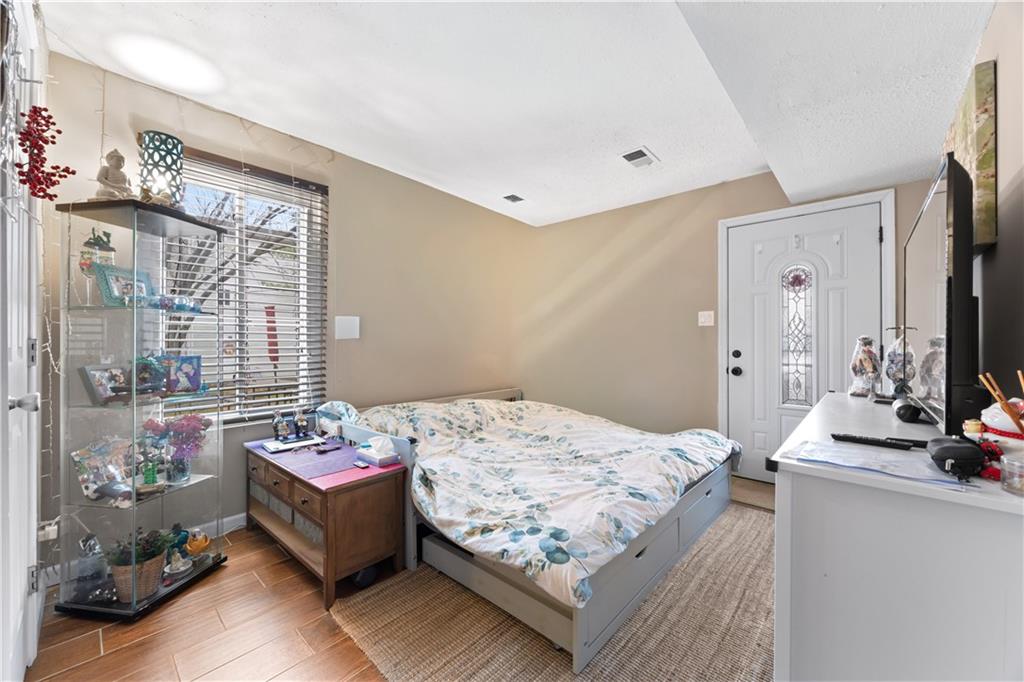 278 Ilyssa Way Arden Heights Staten Island NY 10312