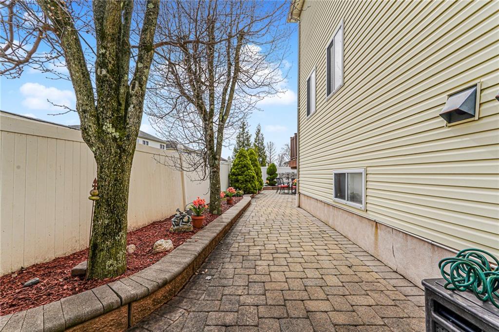 10 Dunhill Lane Woodrow Staten Island NY 10309