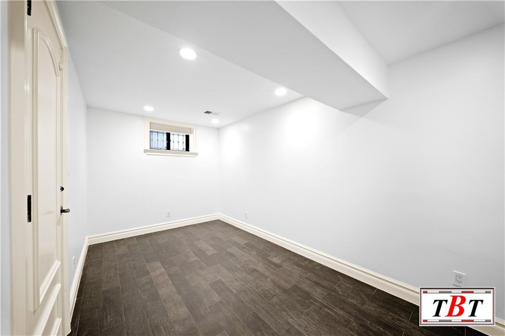 2611 Avenue S Madison Brooklyn NY 11229