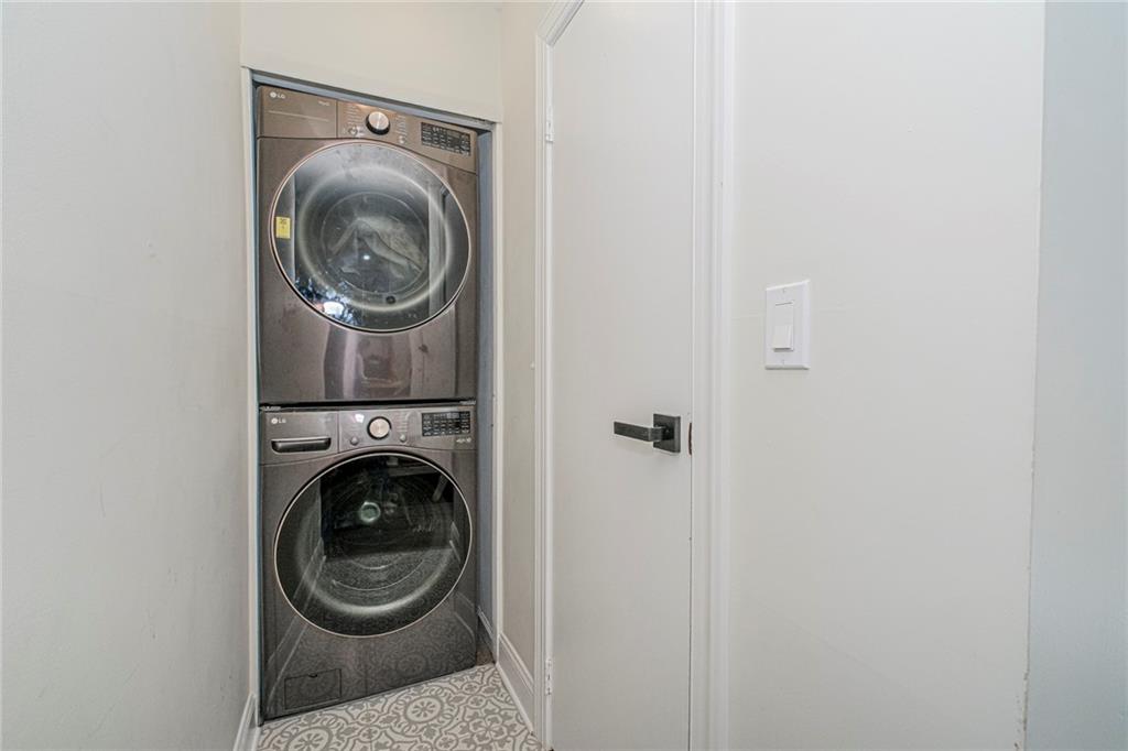 182 Arlington Place Mariner's Harbor Staten Island NY 10303