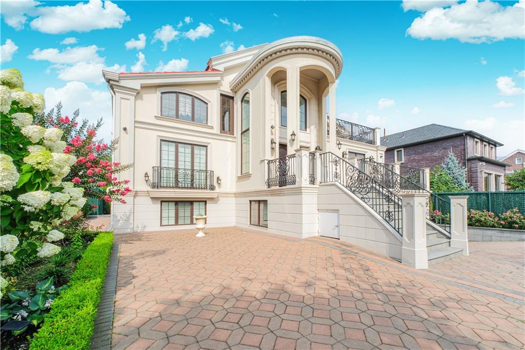 4094 Ocean Avenue Manhattan Beach Brooklyn NY 11235