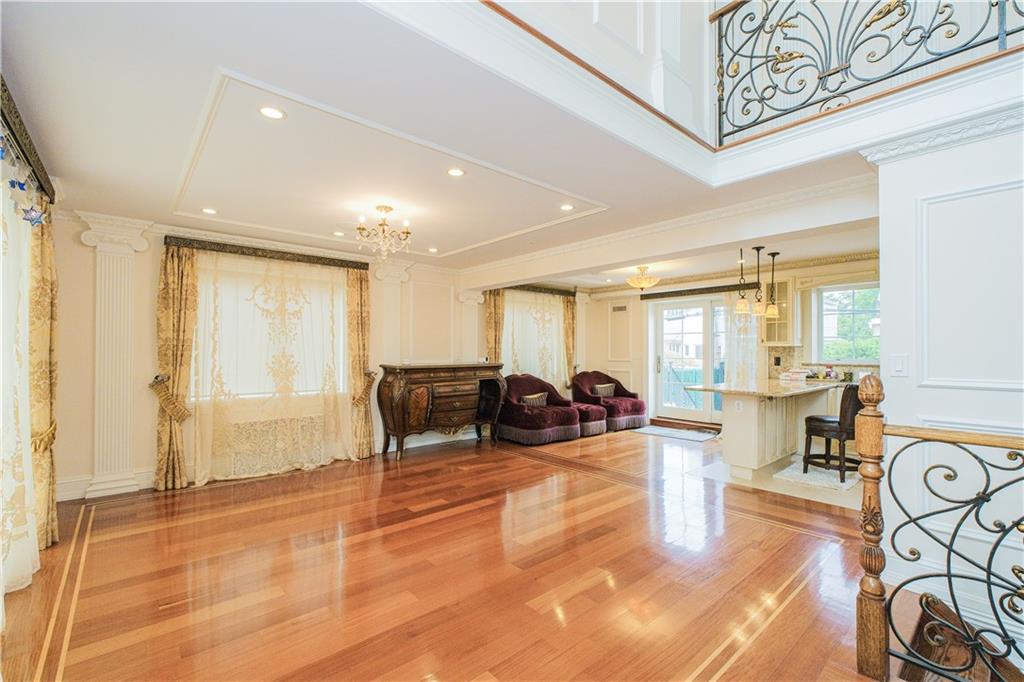 4094 Ocean Avenue Manhattan Beach Brooklyn NY 11235