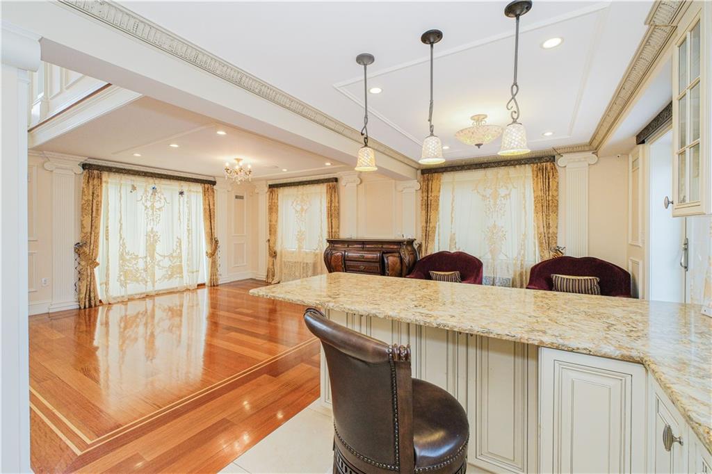 4094 Ocean Avenue Manhattan Beach Brooklyn NY 11235