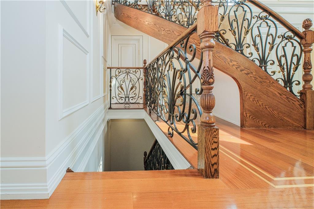 4094 Ocean Avenue Manhattan Beach Brooklyn NY 11235