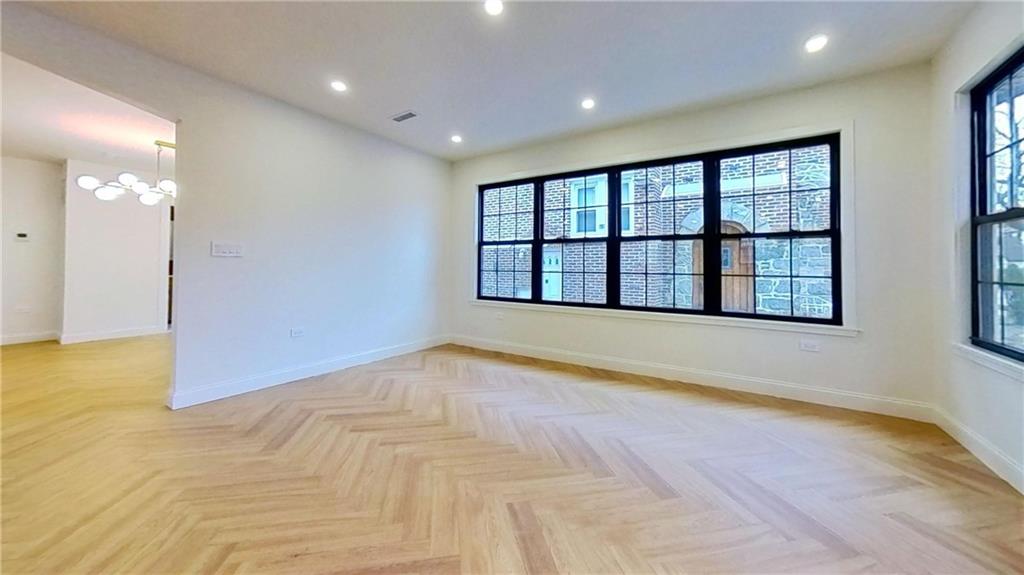 8515 Wareham Place Jamaica Estates Jamaica Estates NY 11432