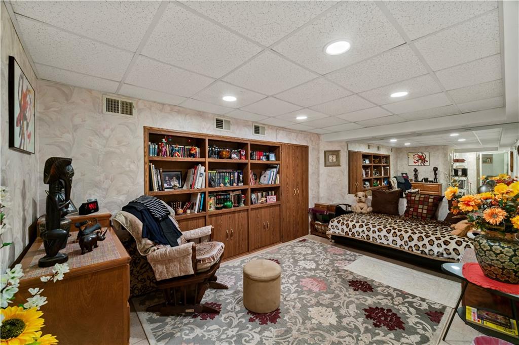 2464 East 28th Street Sheepshead Bay Brooklyn NY 11235