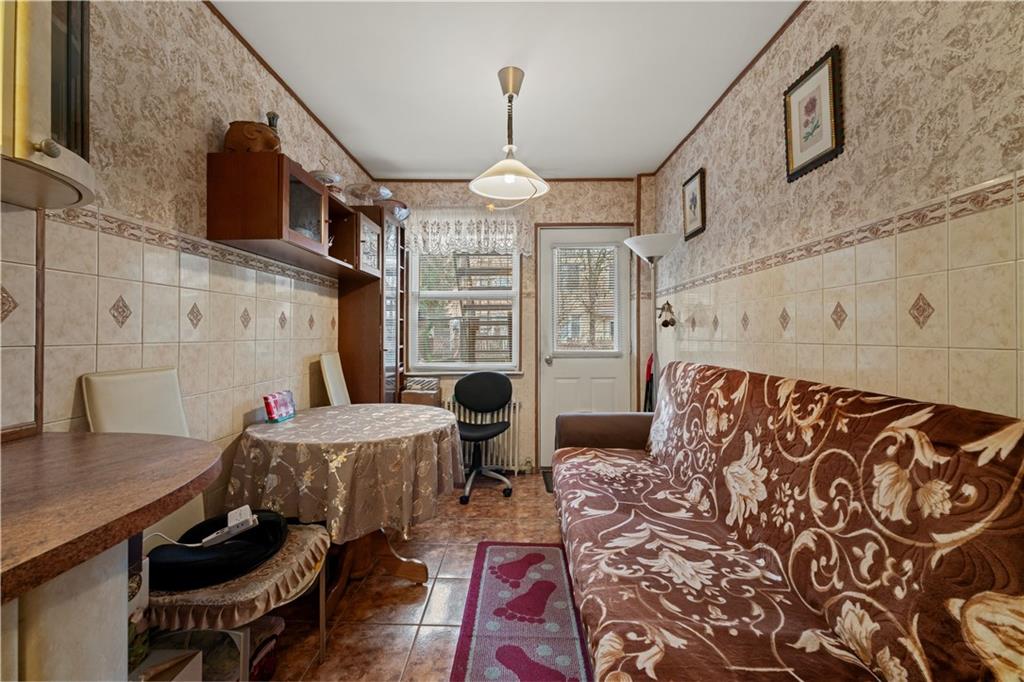 2464 East 28th Street Sheepshead Bay Brooklyn NY 11235