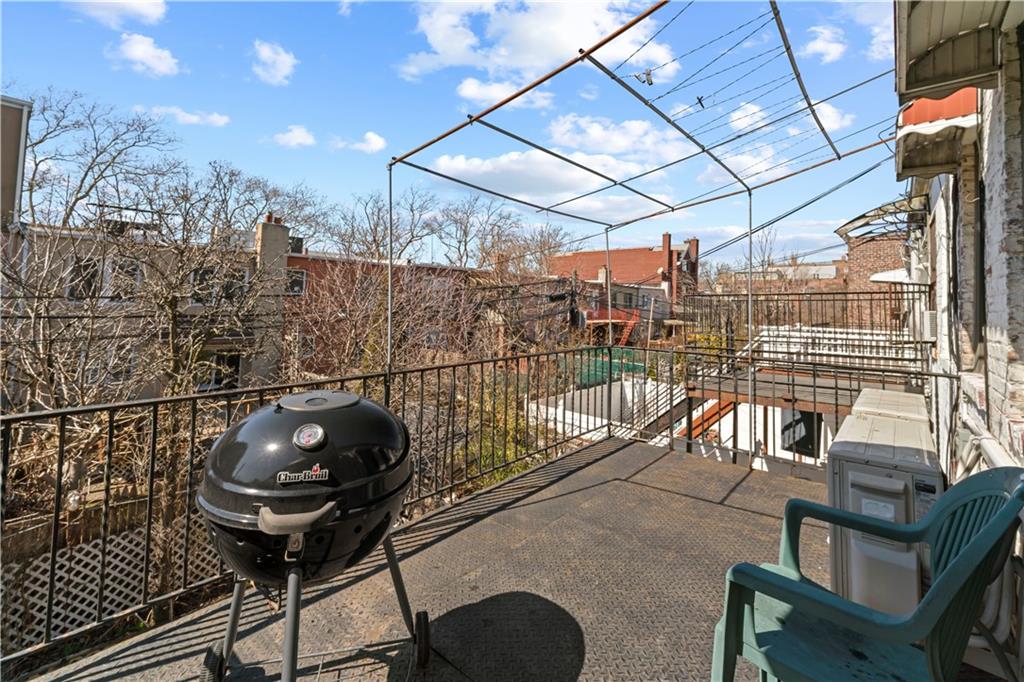 2464 East 28th Street Sheepshead Bay Brooklyn NY 11235