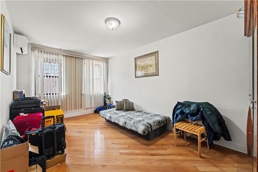 2464 East 28th Street Sheepshead Bay Brooklyn NY 11235