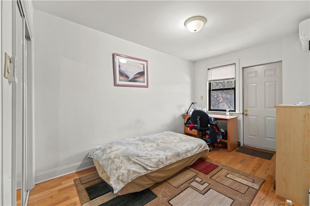 2464 East 28th Street Sheepshead Bay Brooklyn NY 11235