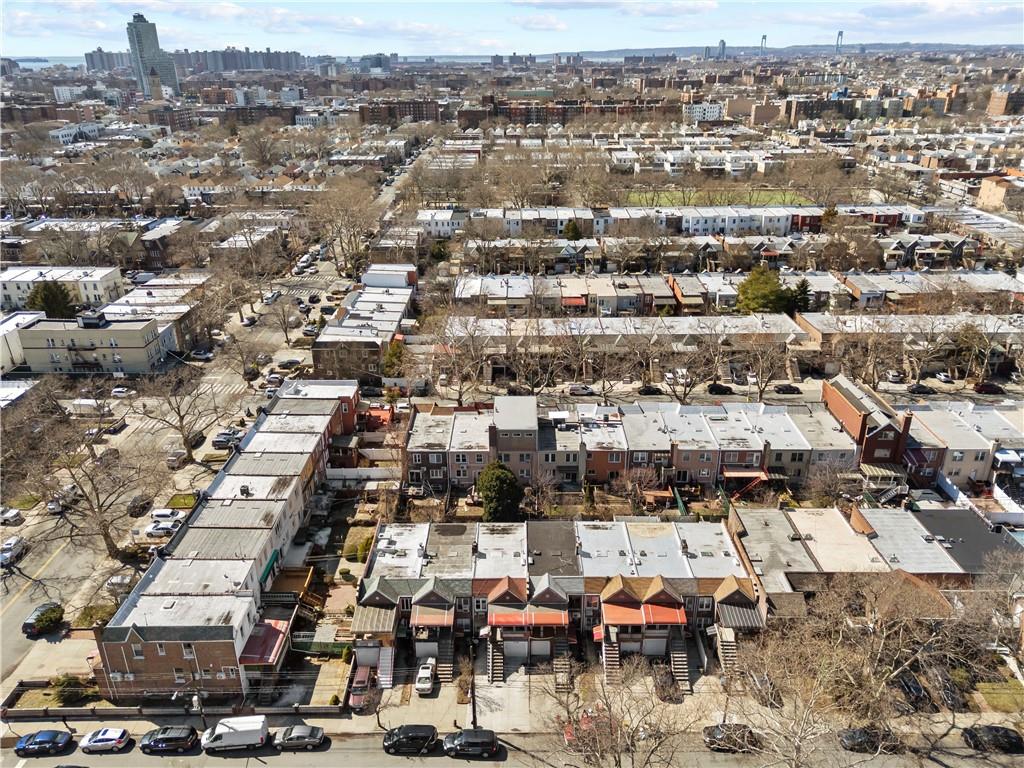 2464 East 28th Street Sheepshead Bay Brooklyn NY 11235