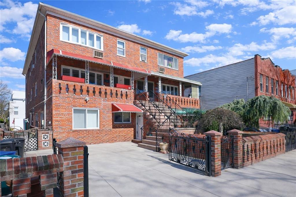 46 Bay 37th Street Bensonhurst Brooklyn NY 11214