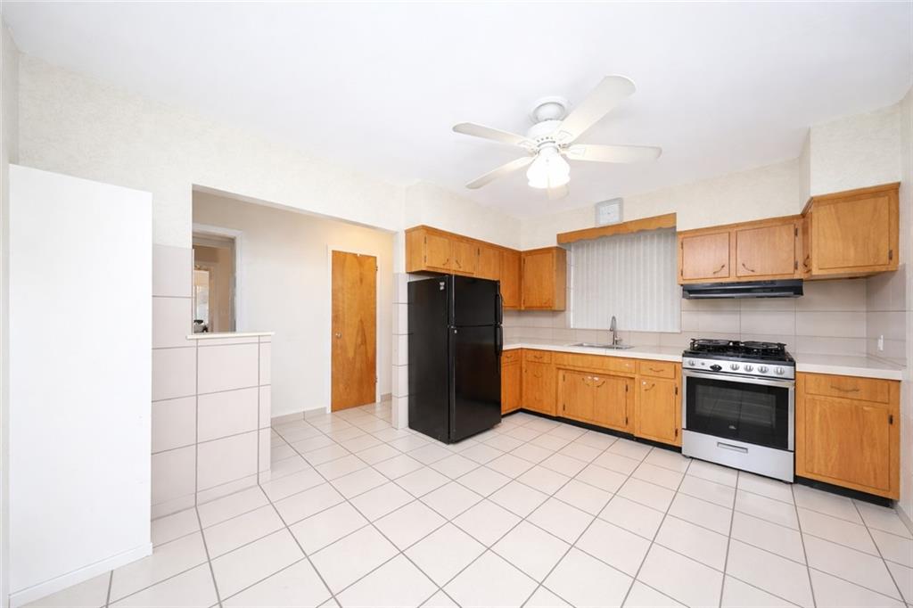 46 Bay 37th Street Bensonhurst Brooklyn NY 11214