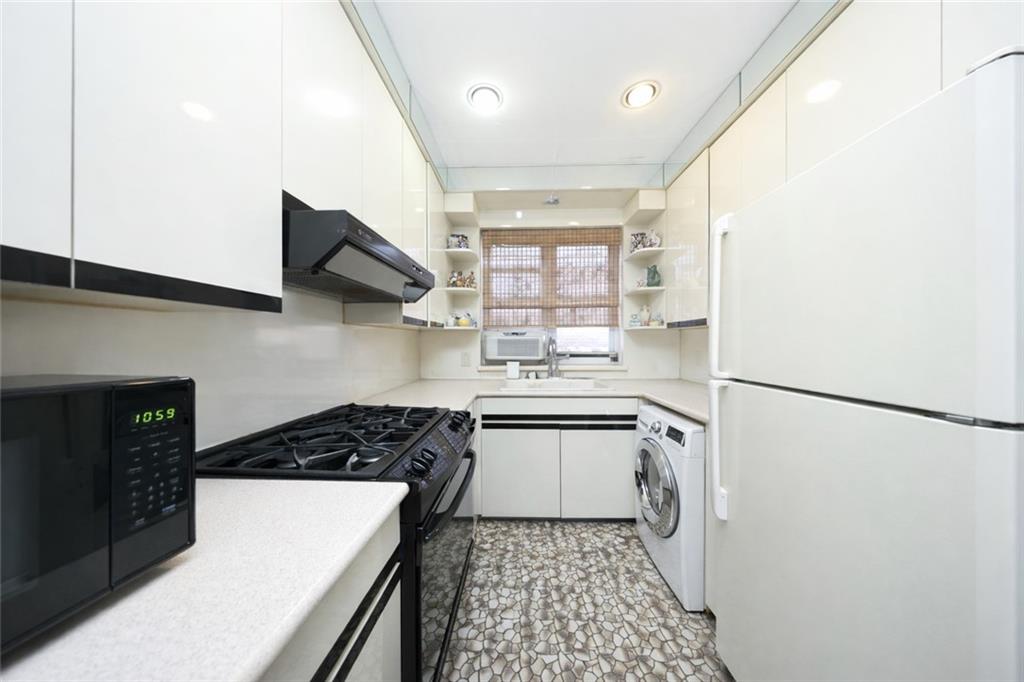 46 Bay 37th Street Bensonhurst Brooklyn NY 11214
