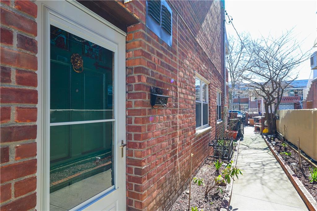 46 Bay 37th Street Bensonhurst Brooklyn NY 11214