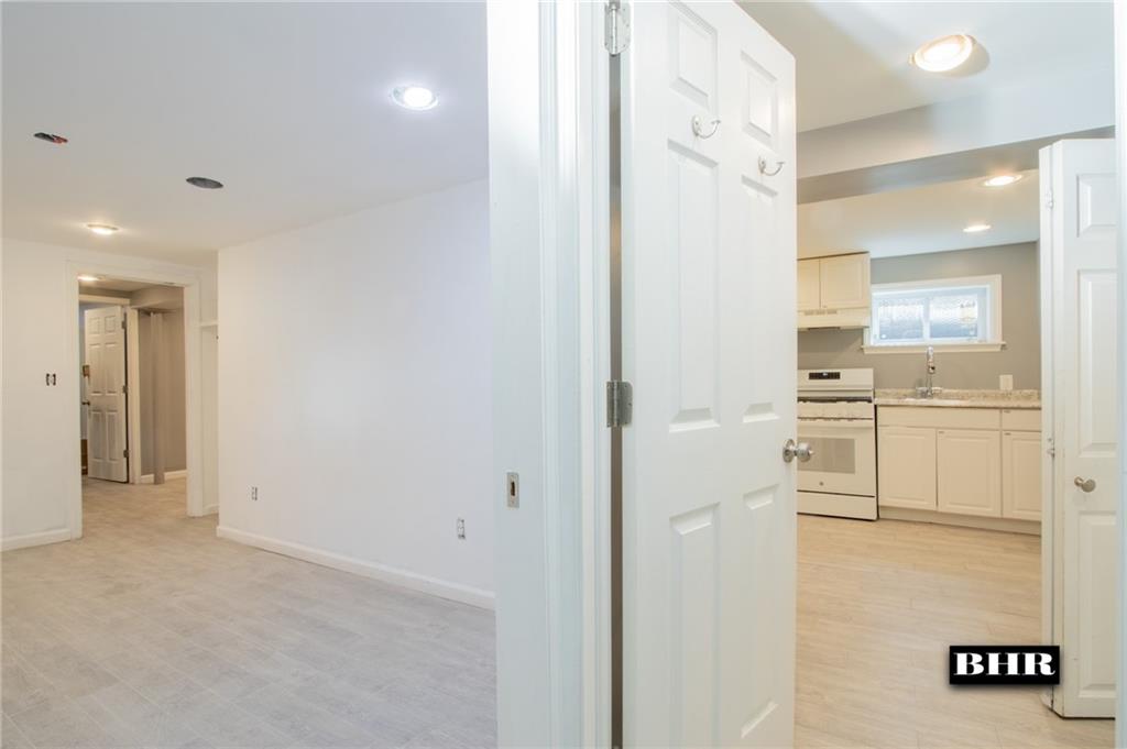 154 Beaumont Street Manhattan Beach Brooklyn NY 11235