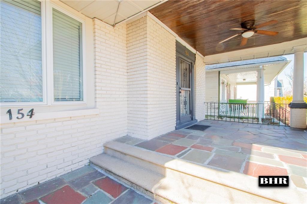 154 Beaumont Street Manhattan Beach Brooklyn NY 11235