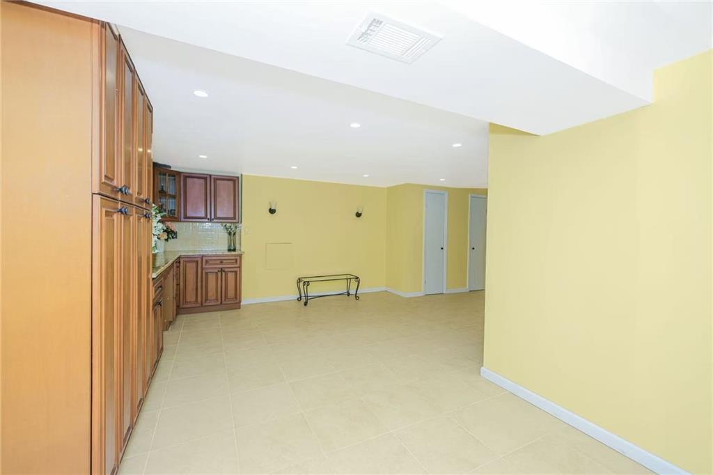 268 Neal Dow Avenue New Springville Staten Island NY 10314