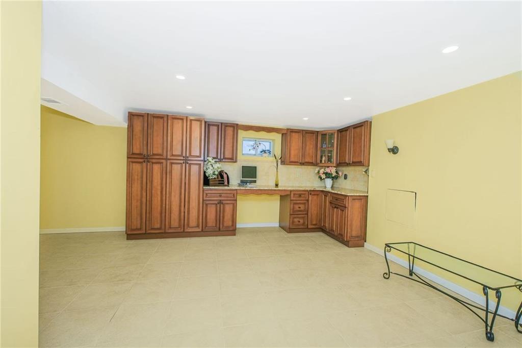 268 Neal Dow Avenue New Springville Staten Island NY 10314