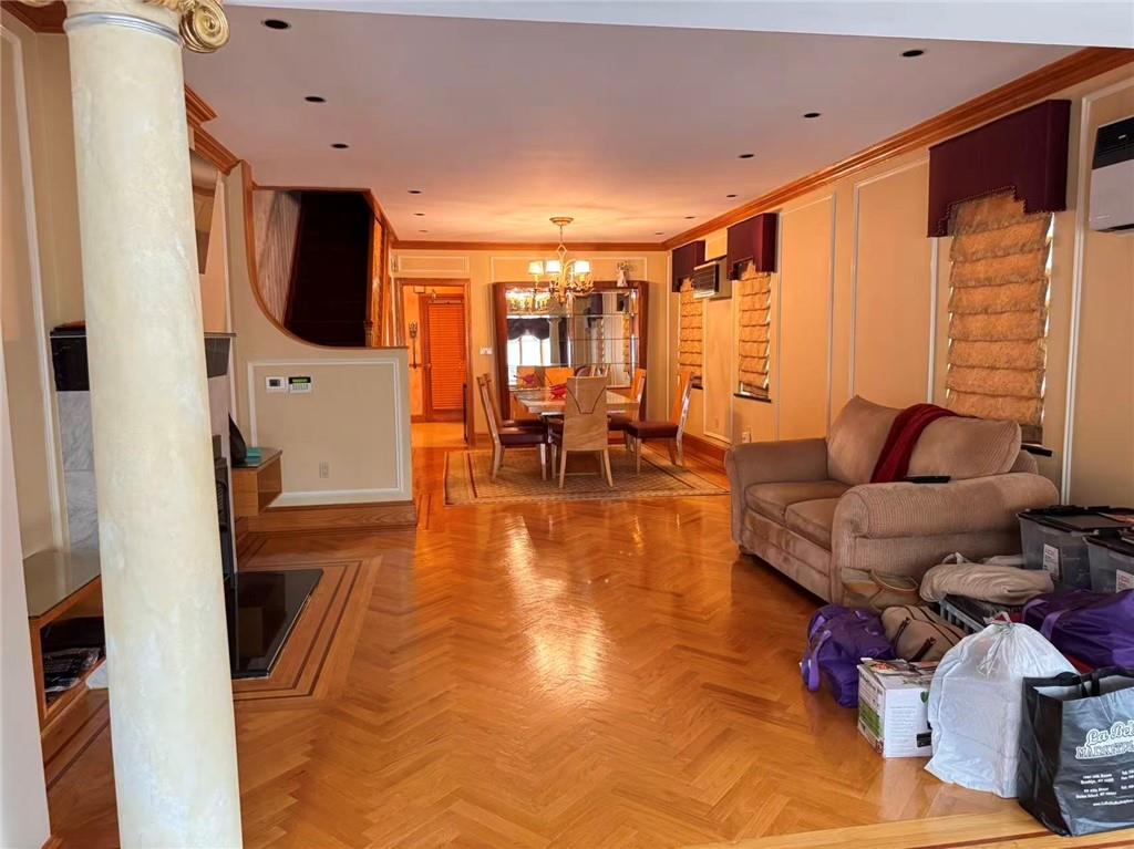 1027 79 Street Dyker Heights Brooklyn NY 11228