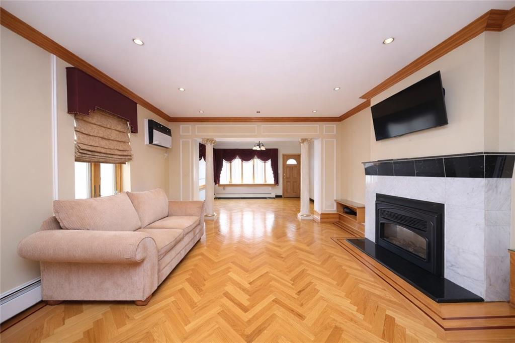 1027 79th Street Dyker Heights Brooklyn NY 11228