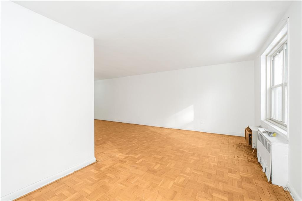 350 Richmond Terrace St. George Staten Island NY 10301