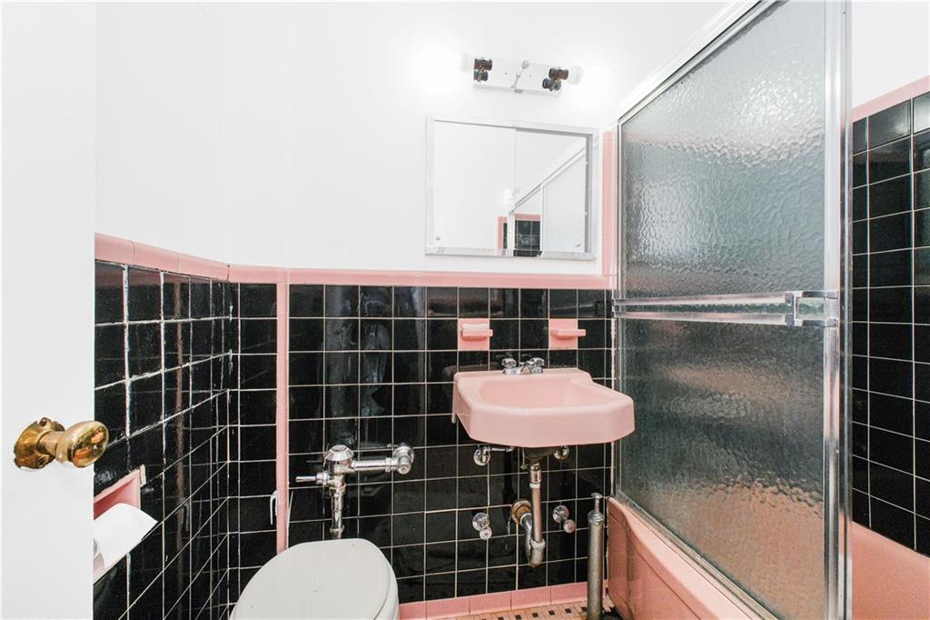 350 Richmond Terrace St. George Staten Island NY 10301